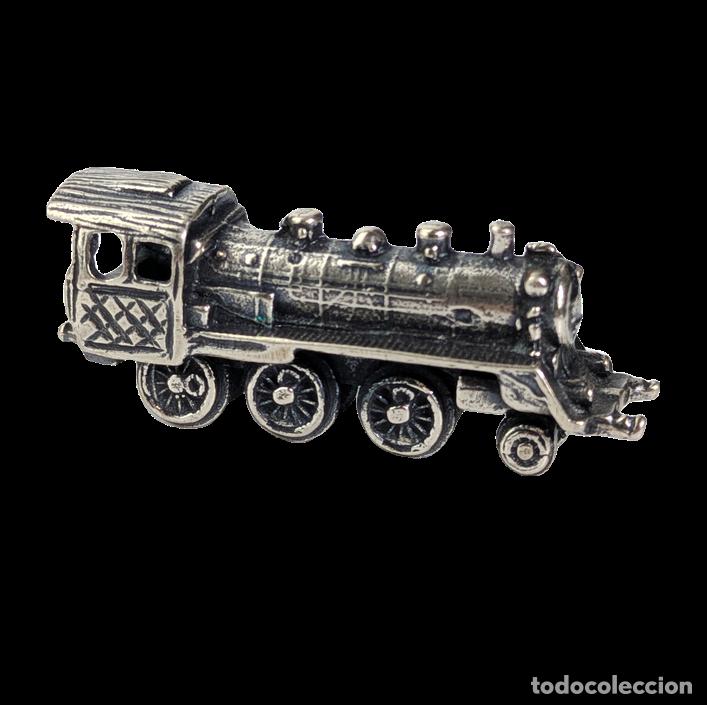 Fotokamera: Colgante de Locomotora Miniatura Plata