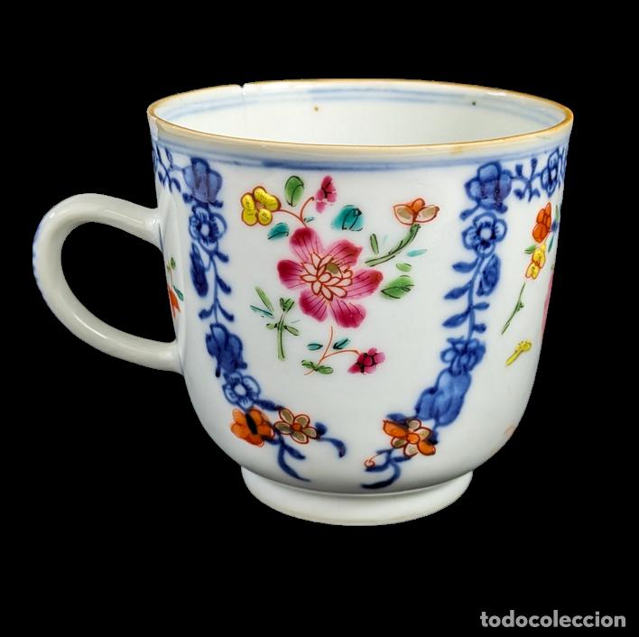 Fotokamera: Taza de t&eacute; China periodo Qianlong (1736-1795)