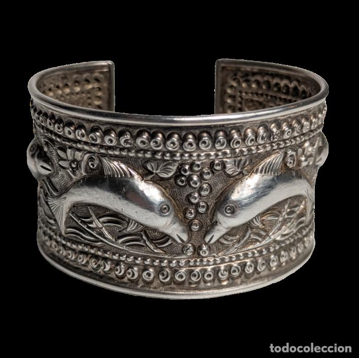 Fotokamera: Brazalete de Plata 925 Tibetana repujada con Delfines