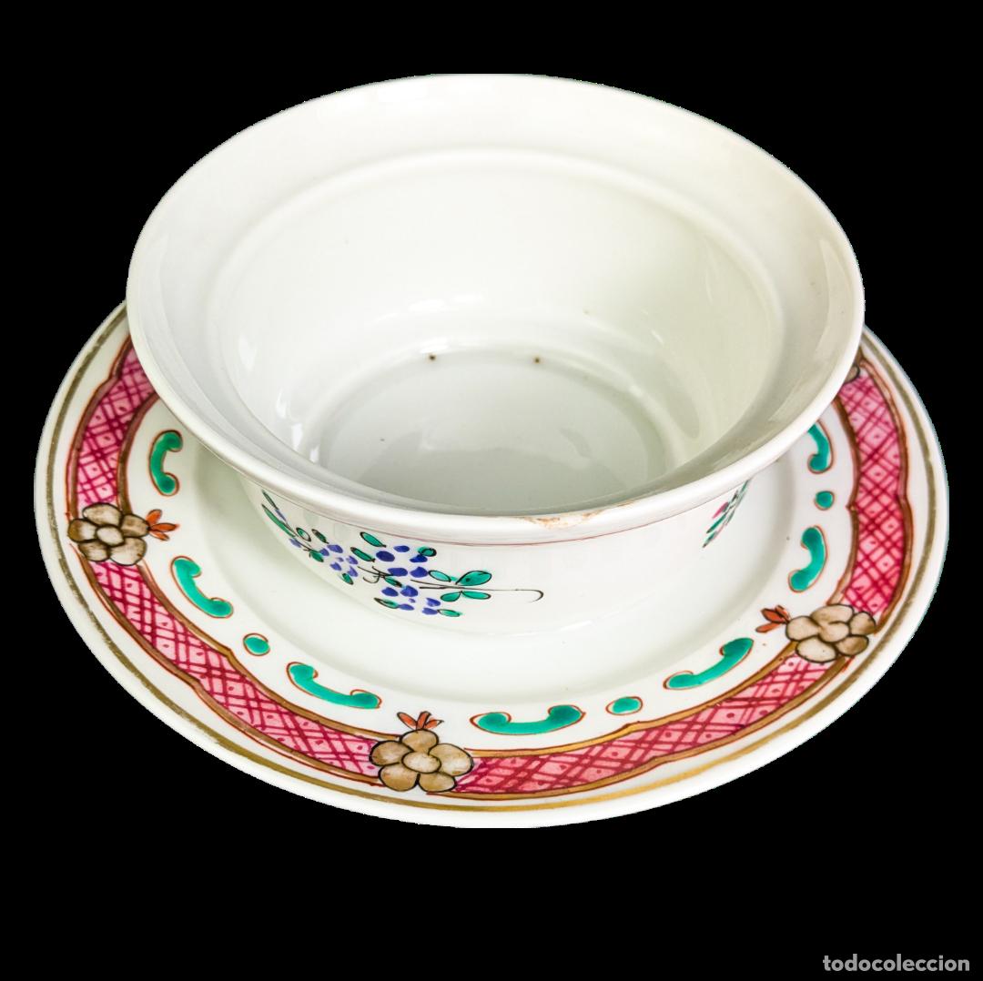 Appareil photos: Salsera de porcelana Francesa Mehun c.1900