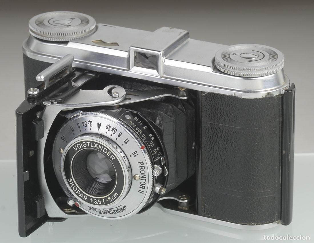 C&aacute;mara de fotos: Voigtl&auml;nder Vito (2&ordm; modelo, Alemania, 1947) Voigtl&auml;nder Skopar 50mm f/3,5