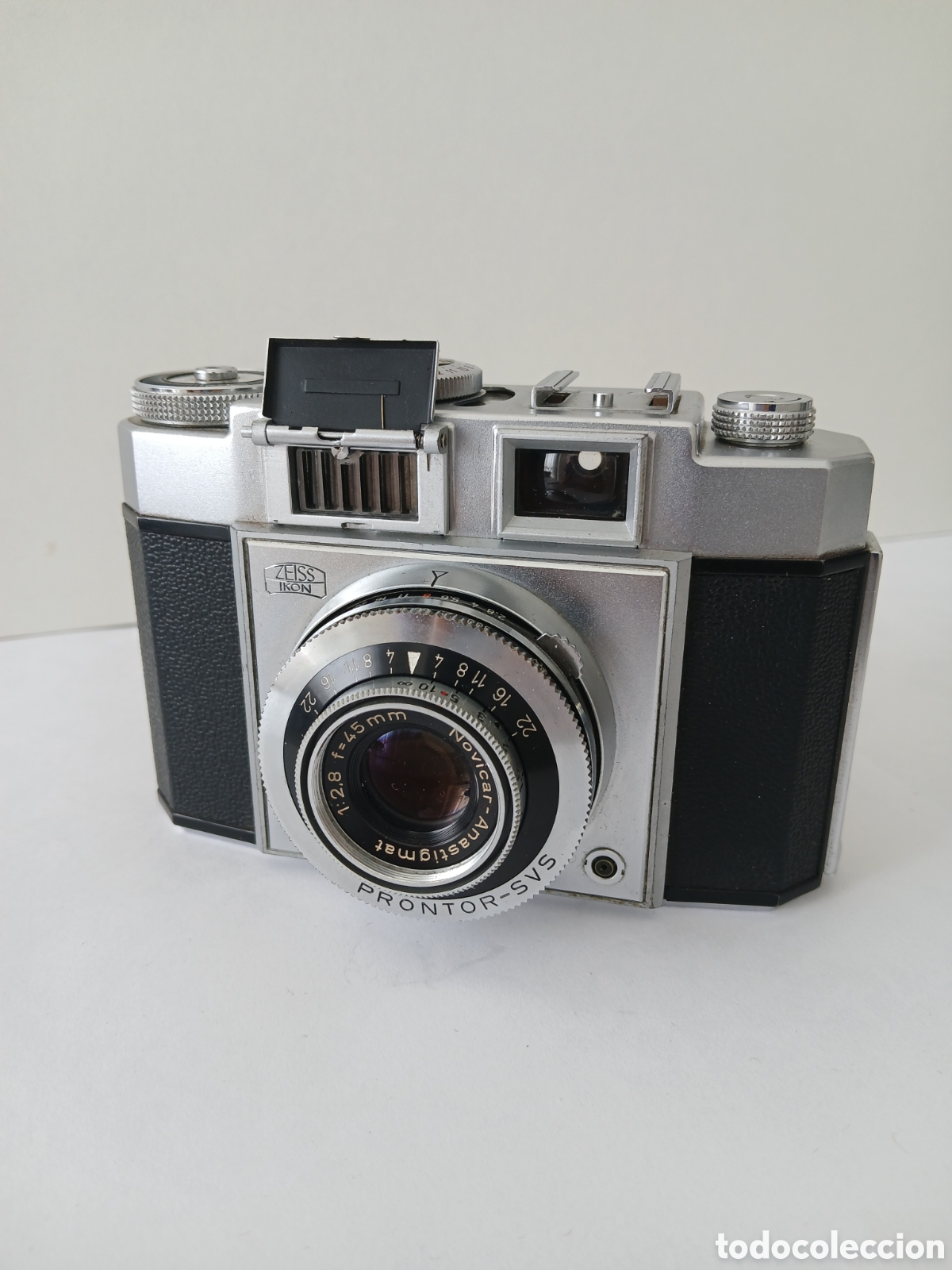 C&aacute;mara de fotos: Zeiss Ikon Contina, 35mm, en buen estado.