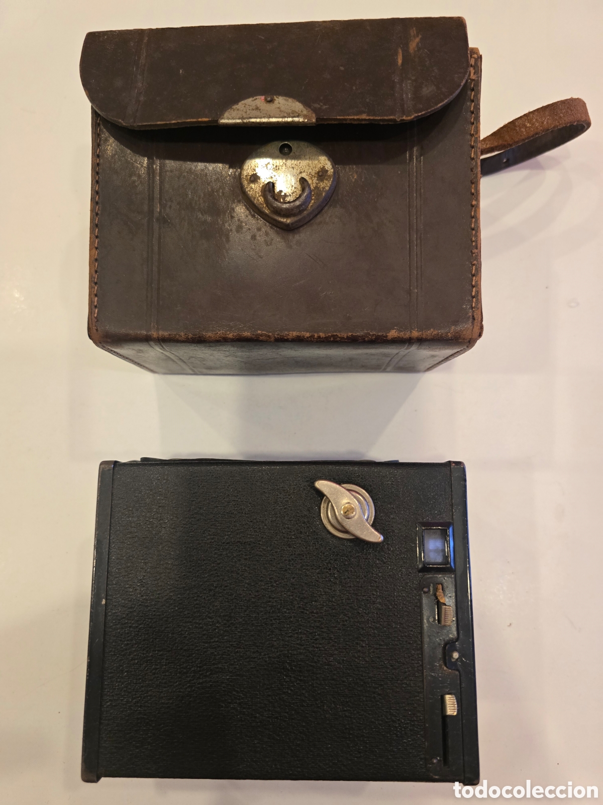 C&aacute;mara de fotos: Bilora Box &ndash; C&aacute;mara fotogr&aacute;fica vintage alemana &ndash; Con funda original de cuero