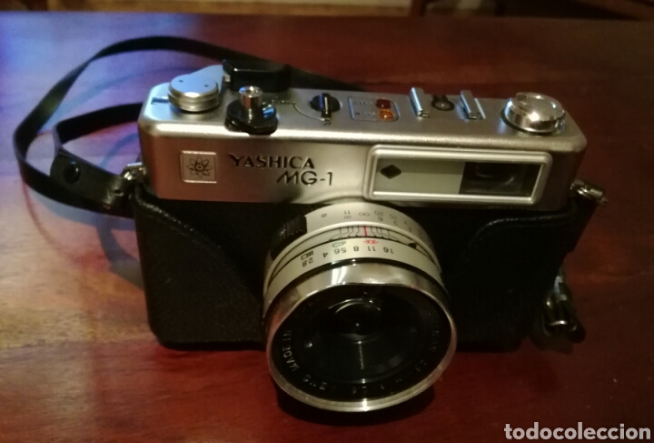 Câmera Fotográfica Antiga Yashica 50mm | Produto Vintage e Retro