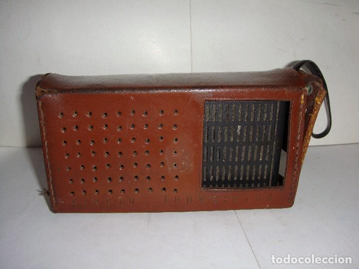 C&aacute;mara de fotos: Antiguo Transistor PHILIPS. Con funda de piel. - Foto 3