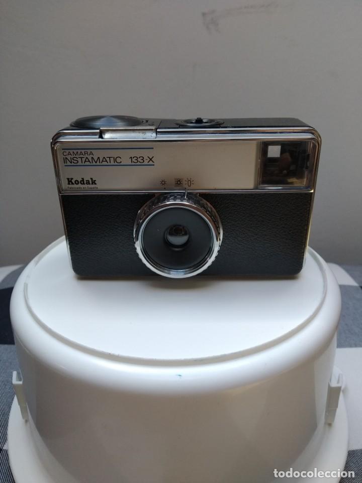 C&aacute;mara de fotos: KODAK INSTAMATIC 133 X CON FUNDA (LAS 2 COMO NUEVAS) - Foto 2