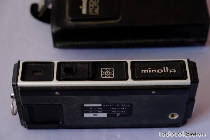 Cámara de fotos: Minolta Pocket Autopak 250.Funda cuero. - Foto 2 - 169171496