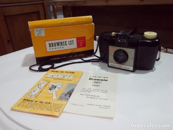 C&aacute;mara de fotos: LOTE DE 2 C&Aacute;MARAS KODAK BROWNIE - Foto 2