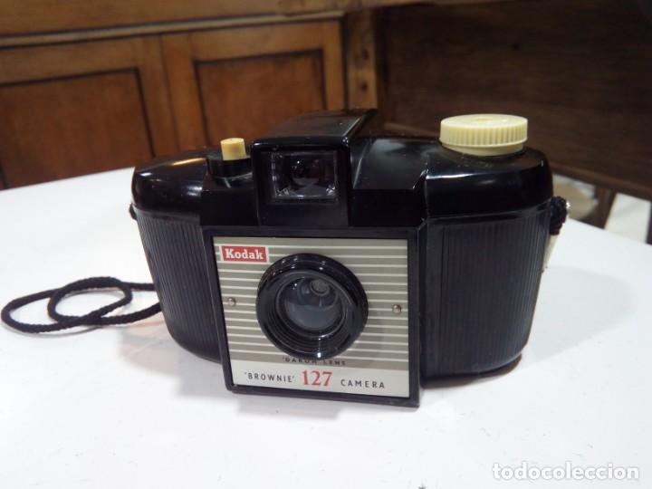 C&aacute;mara de fotos: LOTE DE 2 C&Aacute;MARAS KODAK BROWNIE - Foto 5