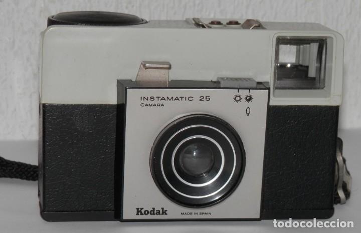 C&aacute;mara de fotos: CAMARA KODAK - MODELO INSTAMATIC 25 - Foto 1