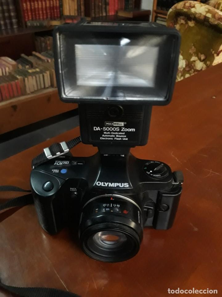 C&aacute;mara de fotos: CAMARA OLYMPUS REFLEX OM101 CON FLASH - Foto 1