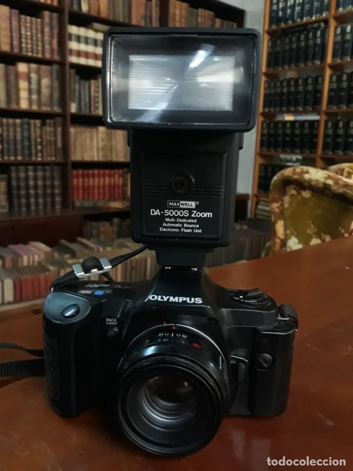 C&aacute;mara de fotos: CAMARA OLYMPUS REFLEX OM101 CON FLASH - Foto 2
