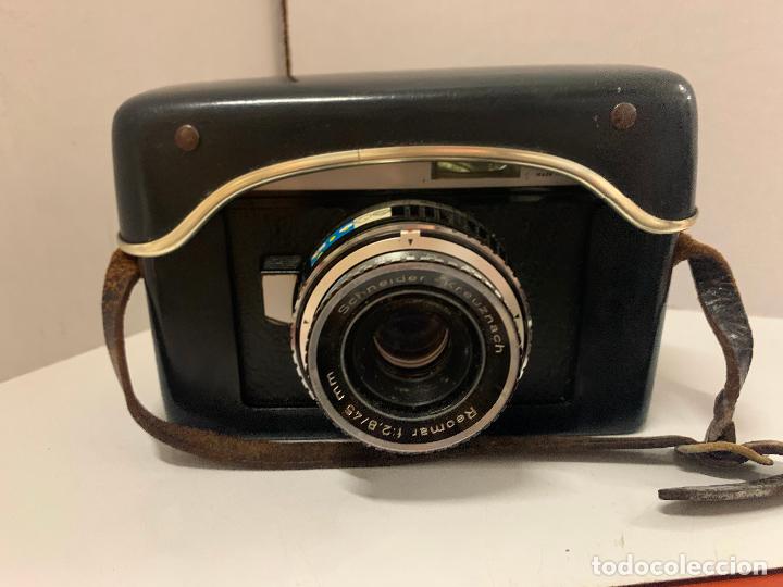 Antigua Cámara Kodak Retina III C. F 2/50 mm by Sin autor: (1960