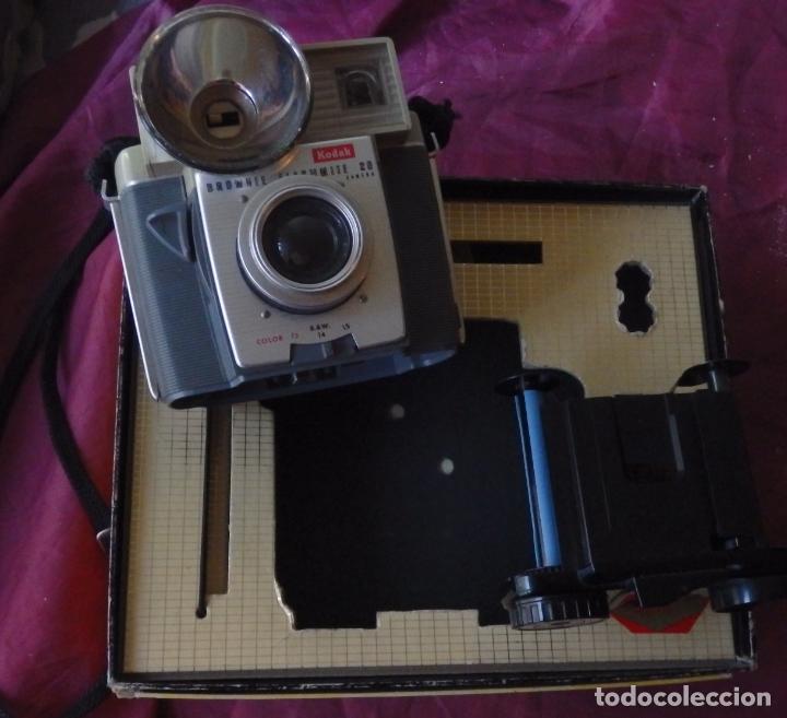C&aacute;mara de fotos: KODAK BROWNIE FLASHMITE 20 EN SU CAJA - Foto 3