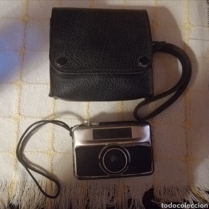 C&aacute;mara de fotos: C&aacute;mara antigua con funda - Foto 2