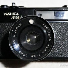 Cámara de fotos: CAMARA YASHICA MG -1 CON OBJETIVO YASHINON 45 MM; 1 : 2.8