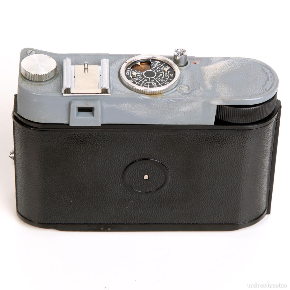 C&aacute;mara de fotos: LOMO COSMIC 35 - FUNCIONA PERFECTA - CON ESTUCHE Y CORREA - Foto 4