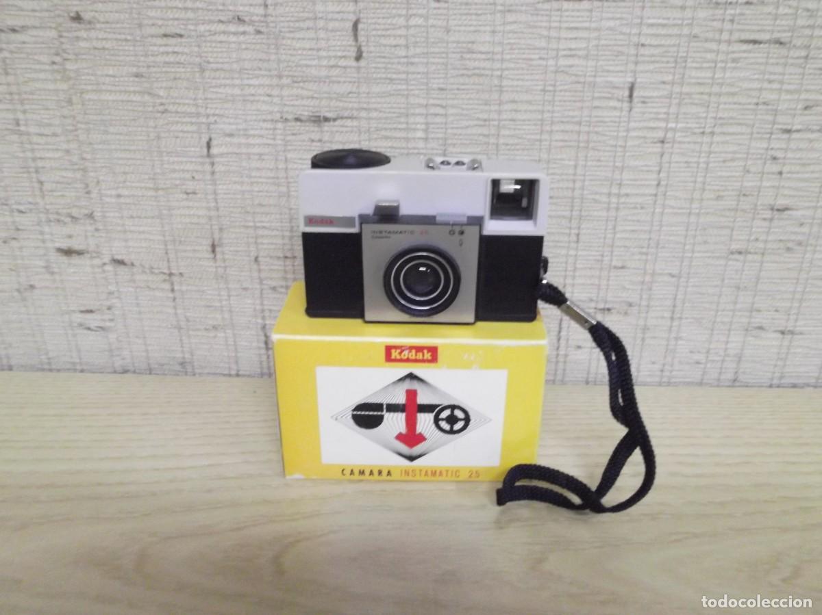 C&aacute;mara de fotos: Camara Kodak Instamatic 25 con caja. - Foto 1