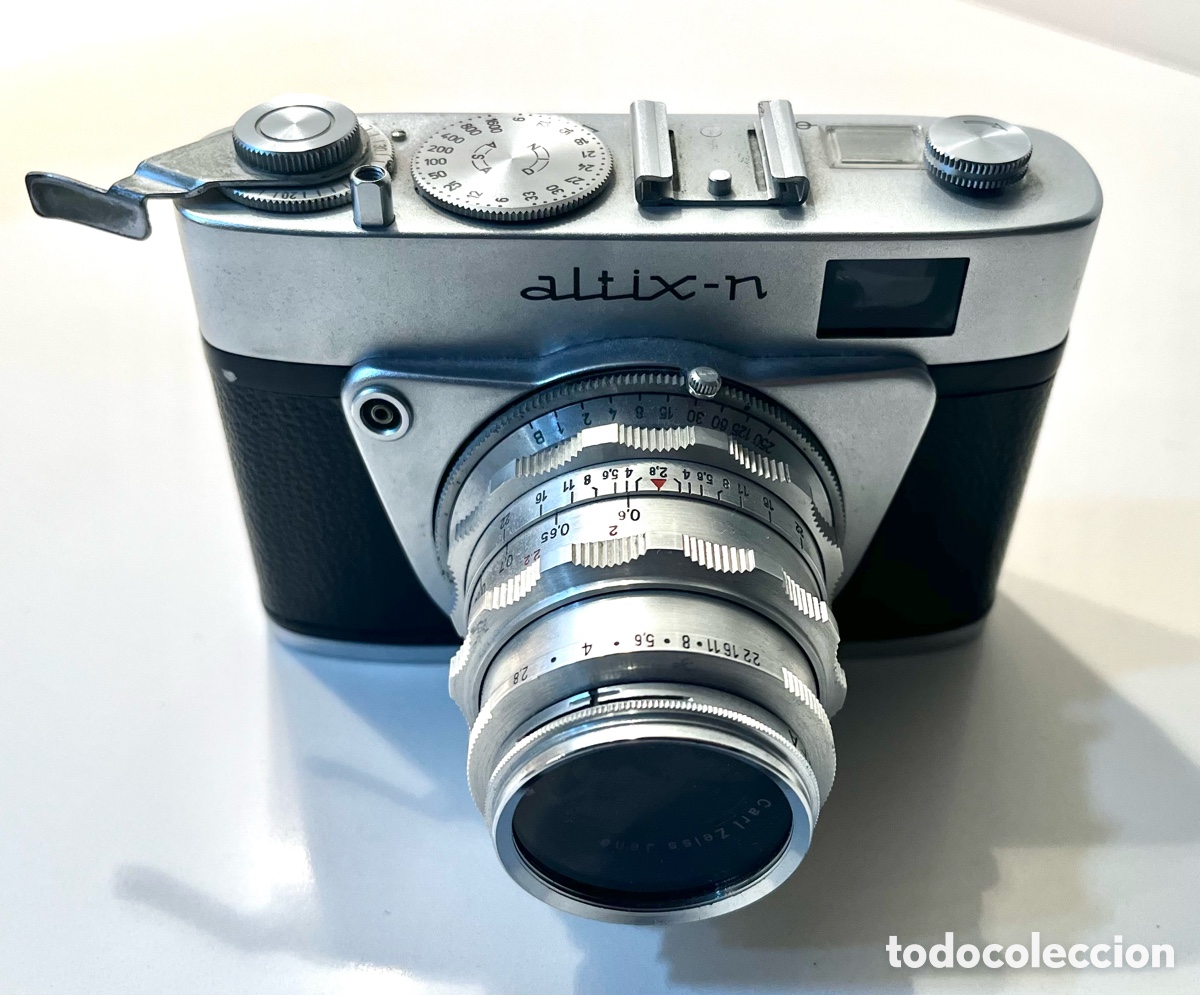 C&aacute;mara de fotos: C&aacute;mara Altix-n Plata y Negra