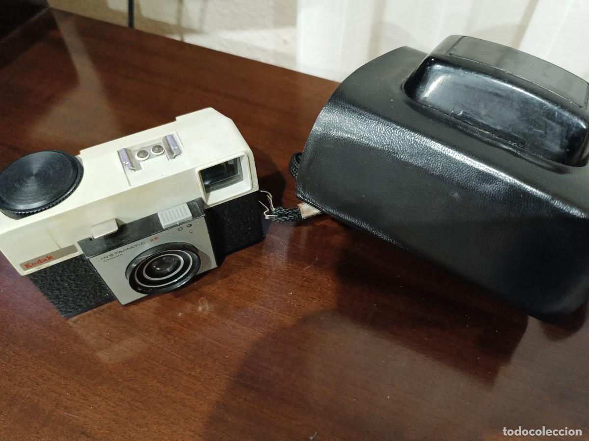 C&aacute;mara de fotos: KODAK Instamatic 25.