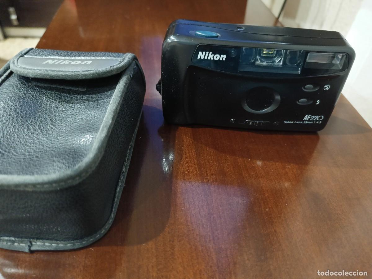 C&aacute;mara de fotos: NIKON AF220 con funda - Foto 3