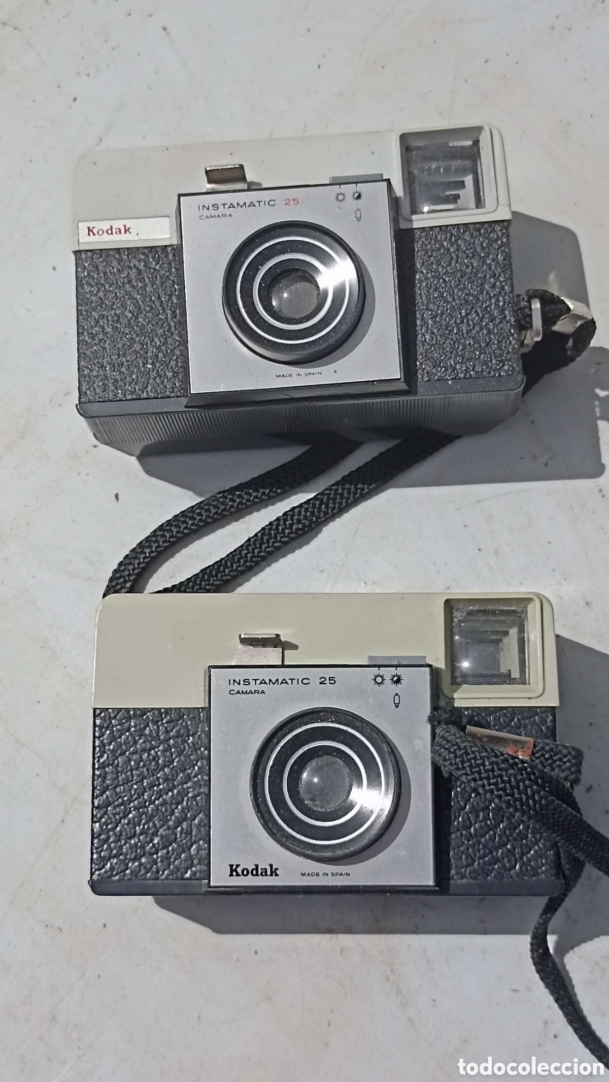C&aacute;mara de fotos: Lote 2 C&aacute;maras Kodak Instamatic 25 espa&ntilde;olas