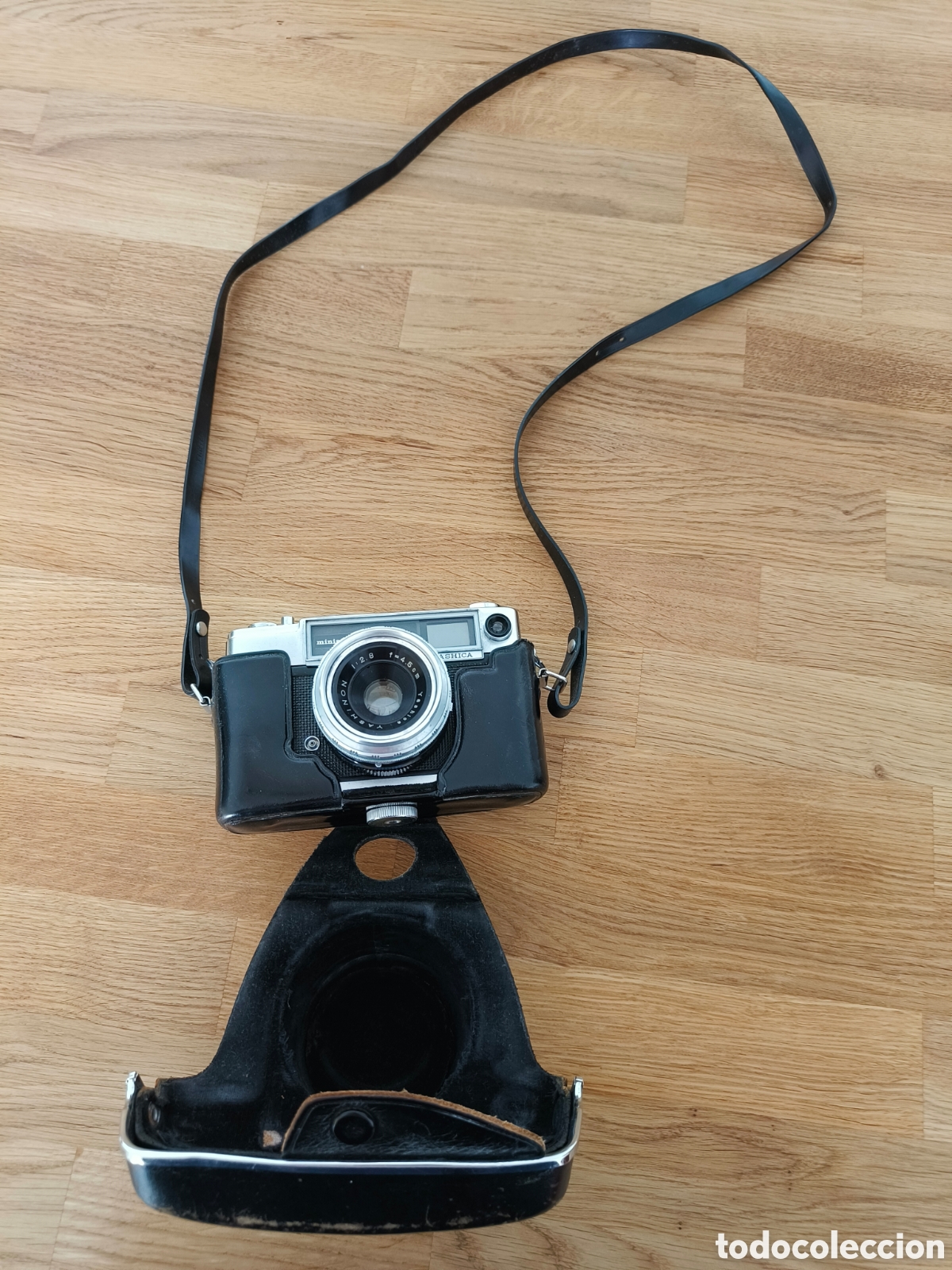 C&aacute;mara de fotos: C&aacute;mara telemetrica Yashica con funda original
