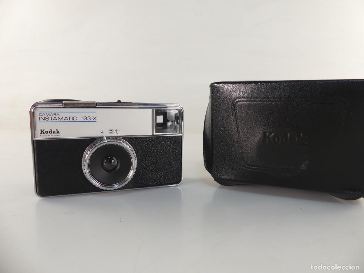 Photo camera: CAMARA FOTOGRAFICA KODAK INSTAMATIC 133 X CON FUNDA