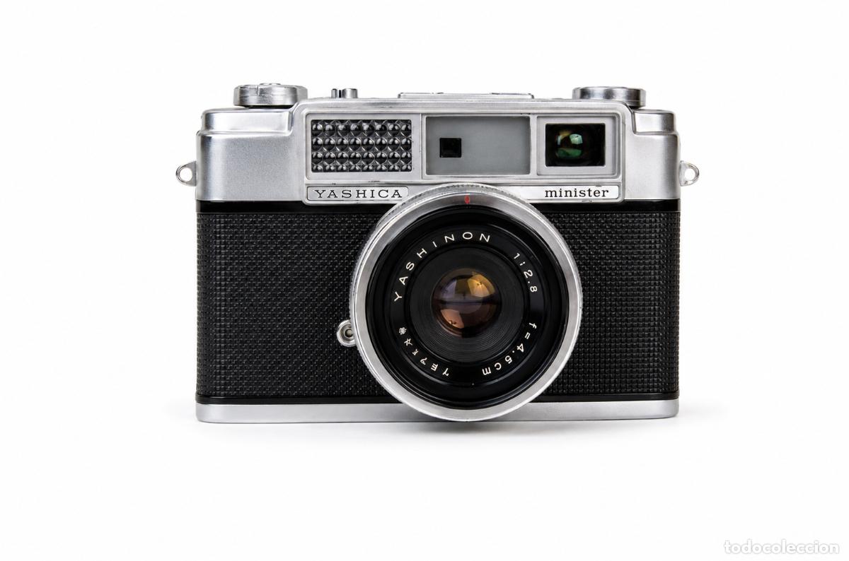Photo camera: C&aacute;mara Yashica Minister II