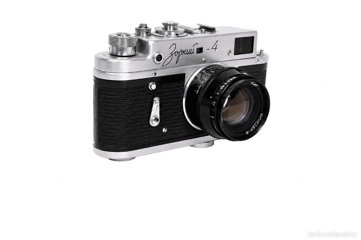 Photo camera: Zorki 4 con objetivo Jupiter-8 50mm f/2 (1971) |