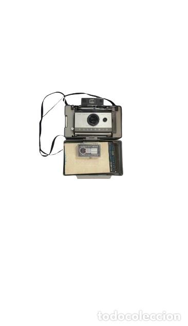 C&aacute;mara de fotos: C&aacute;mara Polaroid Land Camera Automatic 103 con accesorios