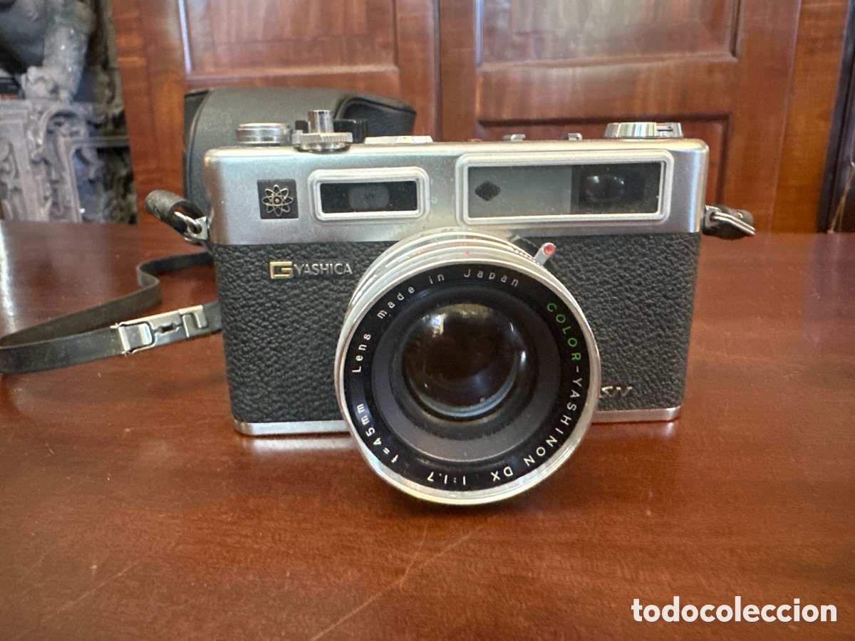 C&aacute;mara de fotos: CAMARA FOTOGRAFICA MARCA YASHICA MODELO G ELECTRO 35 CON FUNDA