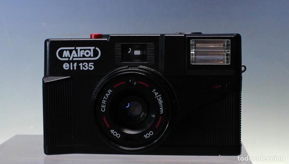 C&aacute;mara de fotos: C&aacute;mara fotogr&aacute;fica 35 mm Mafot ELF 135, Certex. Espa&ntilde;a, 1987.