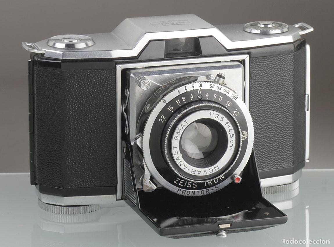 C&aacute;mara de fotos: Zeiss Ikon Ikonta 35 (Contina I) 522/24 (Alemania, 1951-53)