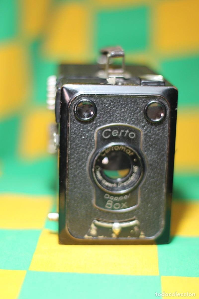 C&aacute;mara de fotos: C&aacute;mara Certo Doppel Box (pel&iacute;cula 120) con funda de cuero aut&eacute;ntico