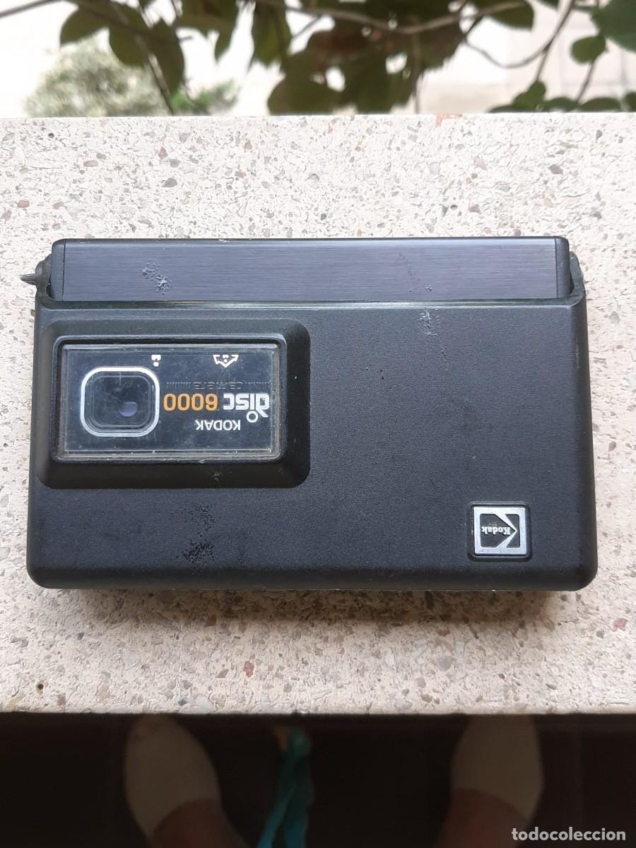 Photo camera: M&aacute;quina de fotos Kodak disc 6000