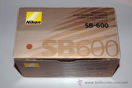 C&aacute;mara de fotos: Nikon Speedlight SB-600. - Foto 1