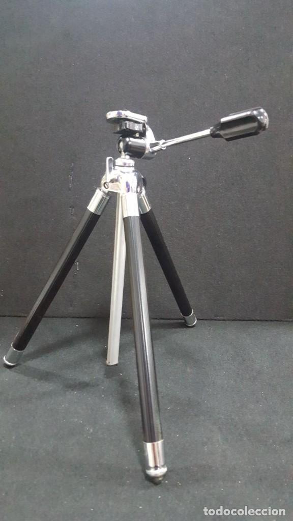 C&aacute;mara de fotos: ANTIGUO TR&Iacute;PODE EXTENSIBLE MAGNON - Foto 2