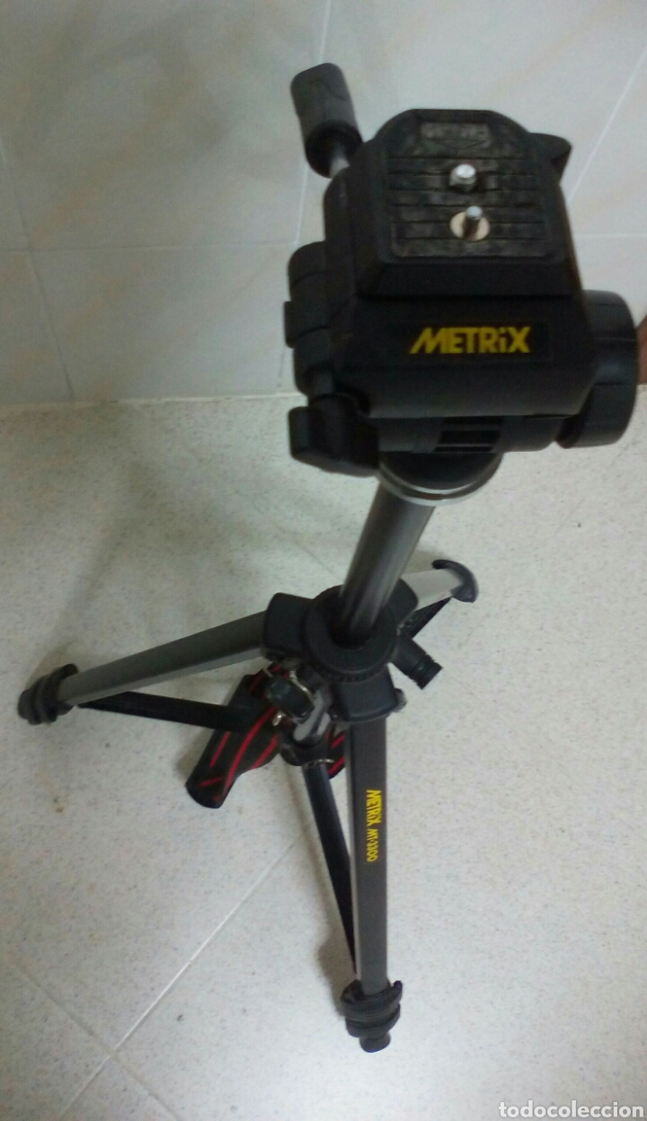 C&aacute;mara de fotos: TR&Iacute;PODE METRIX MT 300 - Foto 4