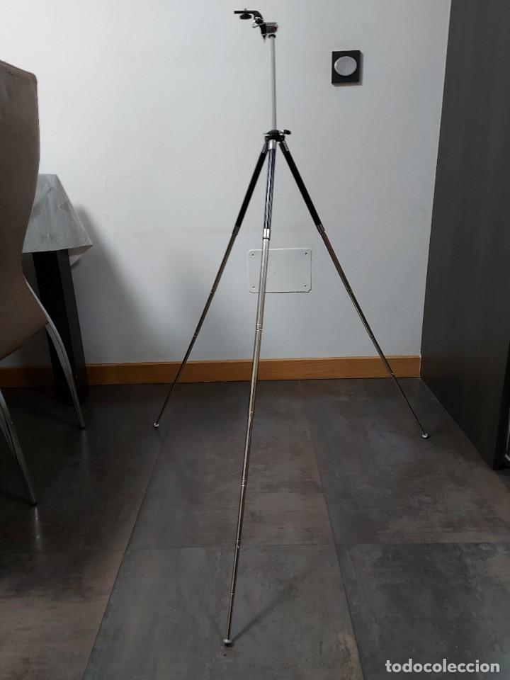 C&aacute;mara de fotos: TRIPODE ANTIGUO BRENNER CON FUNDA - Foto 2