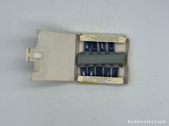 C&aacute;mara de fotos: 9 FLASH SYLVANIA BLUE DOT FLASHBULBS - Foto 3