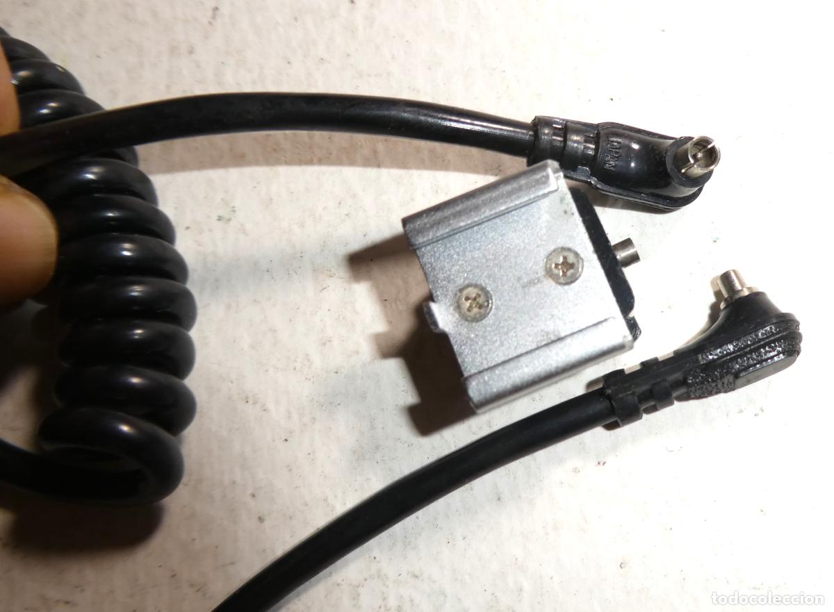 C&aacute;mara de fotos: Cable conector para Flash, desconozco para que c&aacute;mara - Foto 1
