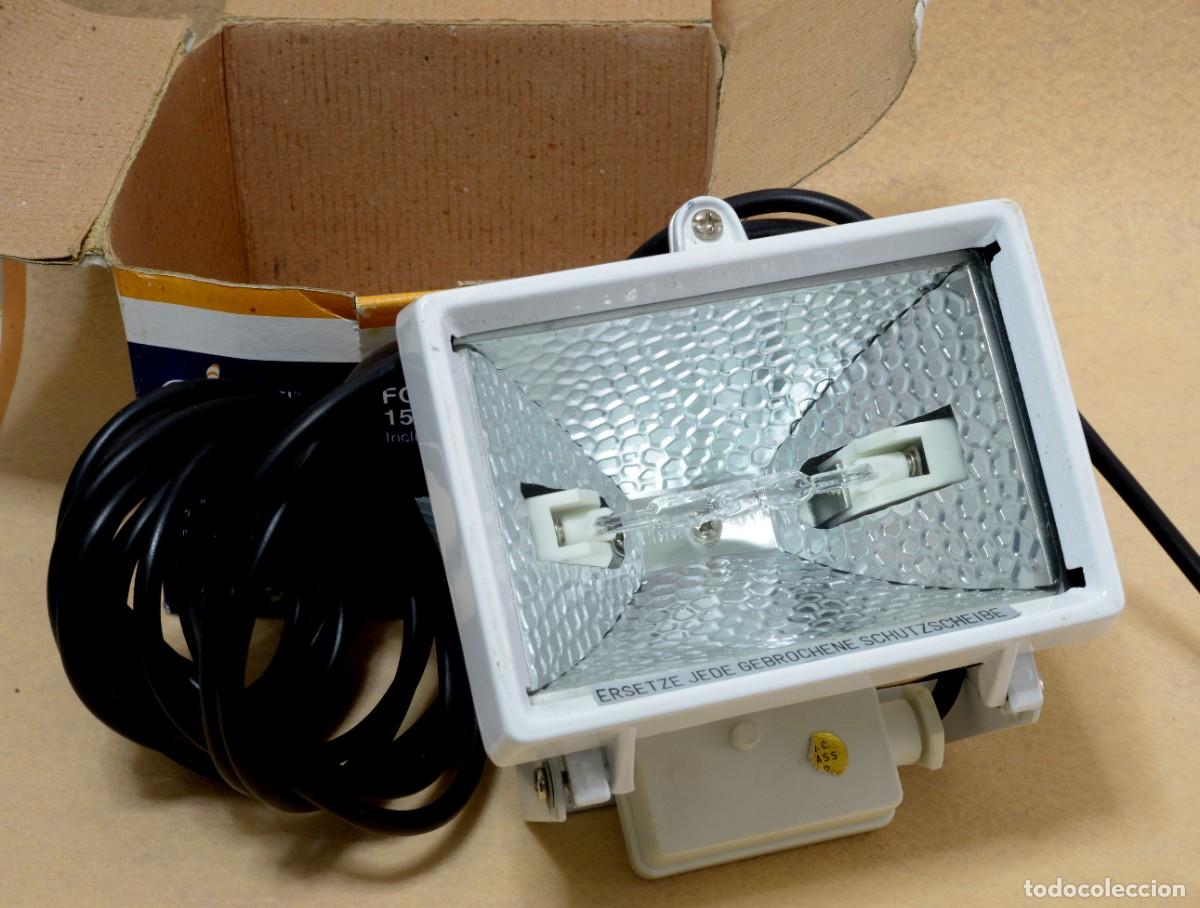 C&aacute;mara de fotos: FOCO HAL&Oacute;GENO 150 W, ORIENTABLE - Foto 1