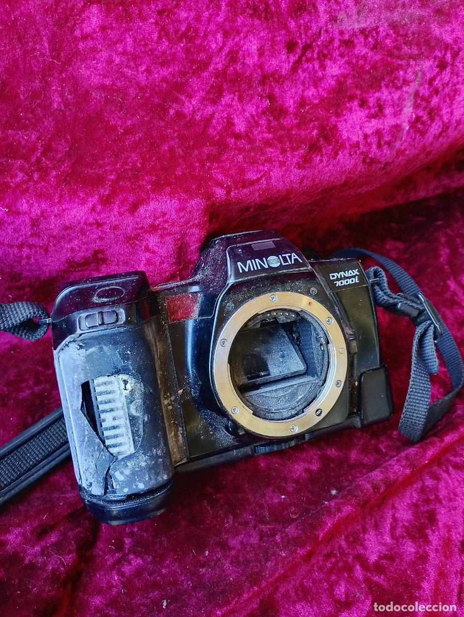 C&aacute;mara de fotos: MINOLTA 7000i para piezas (a&uacute;nque parece haber cubierto la guerra de Gaza algo puede aprovecharse)
