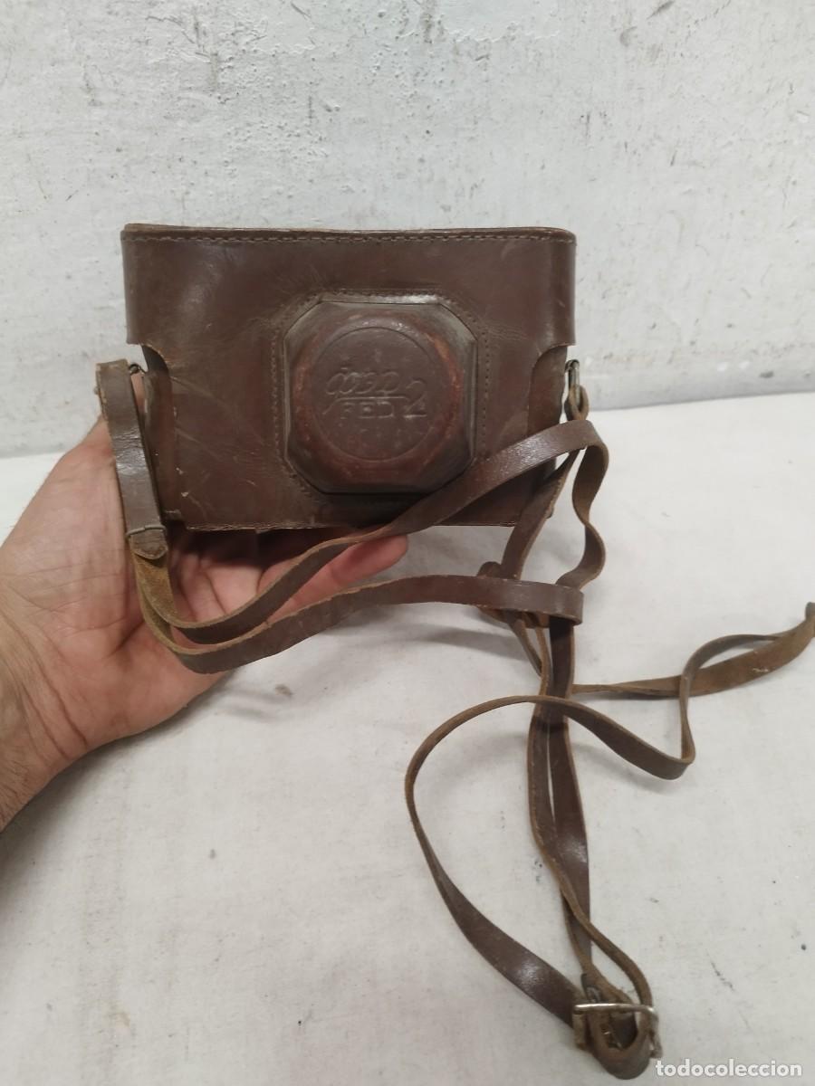 C&aacute;mara de fotos: Antigua funda para camara de fotos.