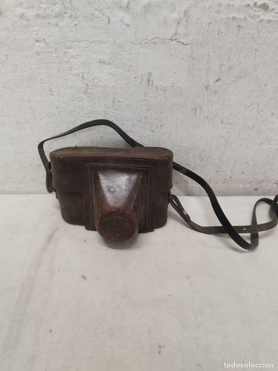C&aacute;mara de fotos: Antigua funda para camara de fotos.