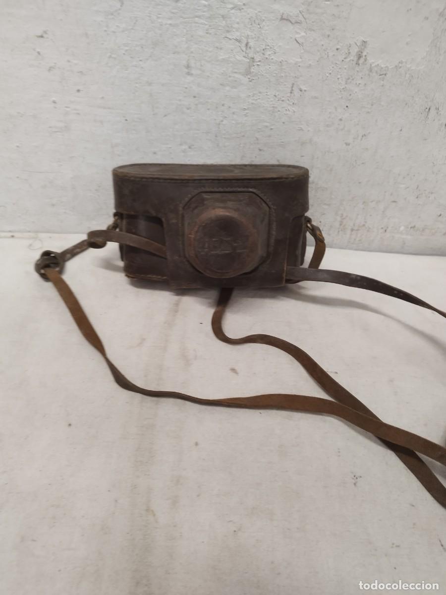 C&aacute;mara de fotos: Antigua funda para camara de fotos.