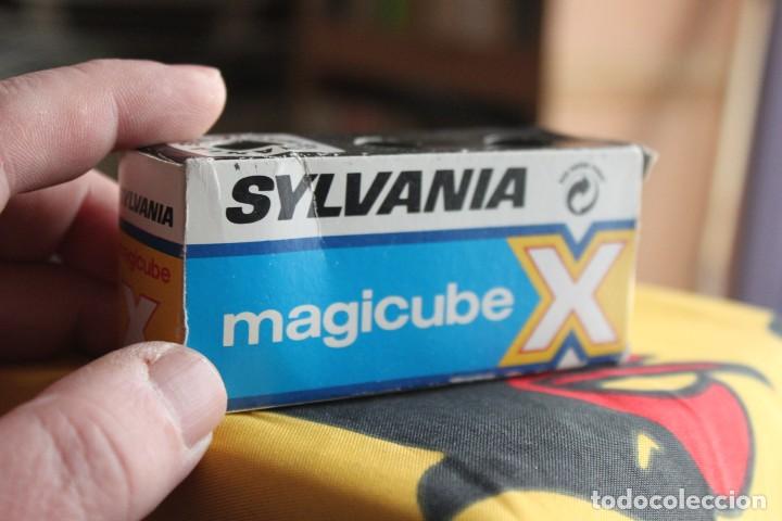 C&aacute;mara de fotos: Tres Magicubes SYLVANIA (Boxed) - Foto 1