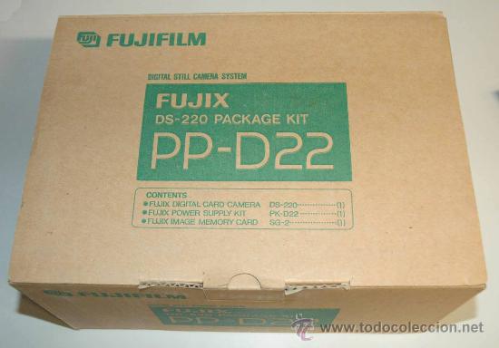 C&aacute;mara de fotos: Fujifilm Digital Still Camera System Kit DS-220 (1995). - Foto 1