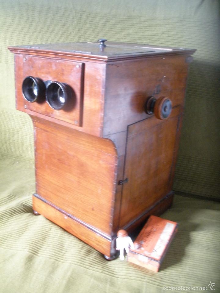 Fotocamere: RARO VISOR PERIODO DE 1900 ,ESTEREOSCOPICO, PARA PLACAS DE CRISTAL DE 6X13,CON 16 ESTEREOSCOPIAS.